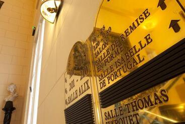 هتل La Chartreuse Du Val Saint Esprit
