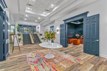 هتل Mulberry, A Wyndham