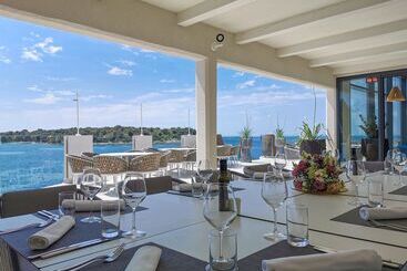هتل Park Plaza Histria Pula