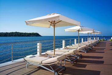 هتل Park Plaza Histria Pula
