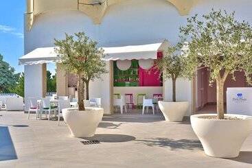 هتل Park Plaza Histria Pula