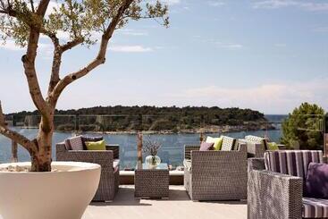 هتل Park Plaza Histria Pula
