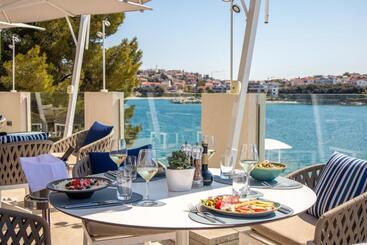 هتل Park Plaza Histria Pula