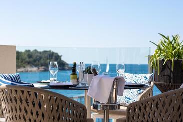 هتل Park Plaza Histria Pula