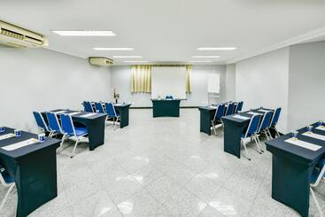 هتل Plaza Inn Executive