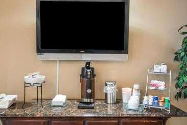 هتل Quality Inn Tulsadowntown West