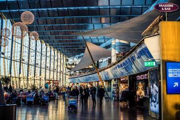 هتل Radisson Blu Airport Terminal