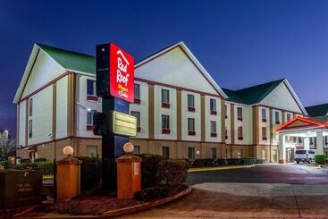 هتل Red Roof Plus+ & Suites Atlanta Airport South