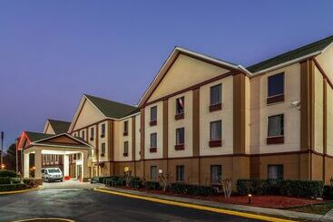 هتل Red Roof Plus+ & Suites Atlanta Airport South
