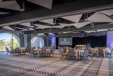 Renaissance Reno Downtown Hotel & Spa