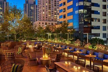 هتل Republic San Diego, Autograph Collection