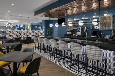 בית מלון כפרי Indigo New Orleans French Quarter By Ihg