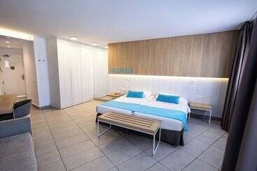 هتل Servatur Playa Bonita