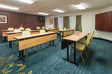 هتل Sonesta Simply Suites Las Vegas Convention Center