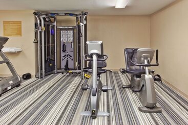 ホテル Sonesta Simply Suites Oklahoma City Airport