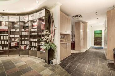 בית מלון כפרי Springhill Suites By Marriott Old Montreal