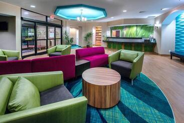 هتل Springhill Suites By Marriott Greensboro