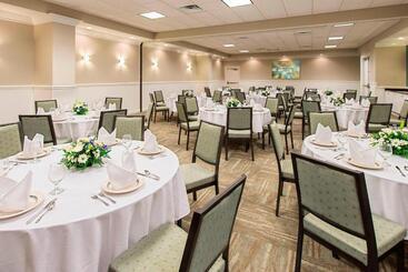 هتل Springhill Suites By Marriott Pensacola Beach