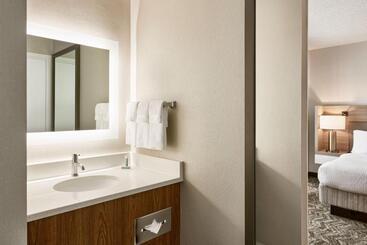 هتل Springhill Suites Phoenix Tempe Airport