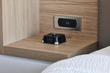 هتل Springhill Suites Phoenix Tempe Airport