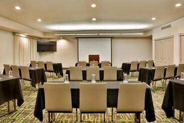 هتل Springhill Suites Prescott