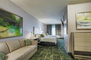 هتل Springhill Suites Prescott