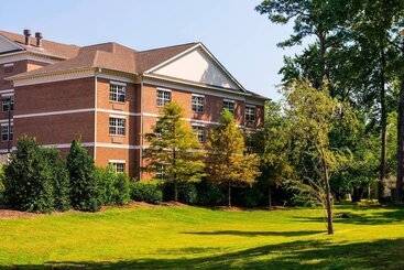 هتل Springhill Suites By Marriott Williamsburg
