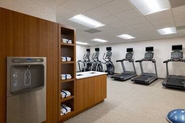 هتل Springhill Suites By Marriott Williamsburg