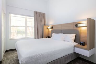 هتل Springhill Suites By Marriott Williamsburg
