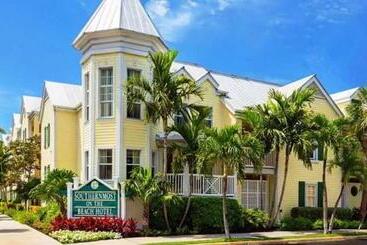 هتل Southernmost Beach Resort