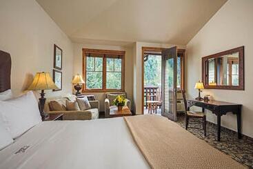 The Hotel Telluride