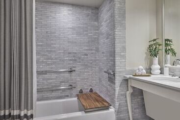 هتل Viceroy Santa Monica