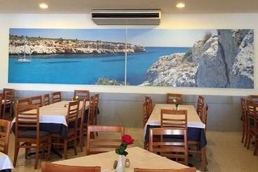 استراحتگاه Club Cala Romani