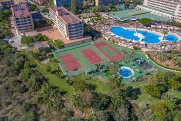 استراحتگاه Club Cala Romani