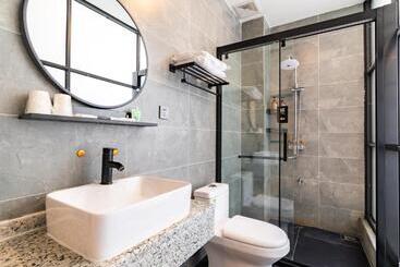 هتل Beihai Silver Beach Yintai Time Seaview Villa