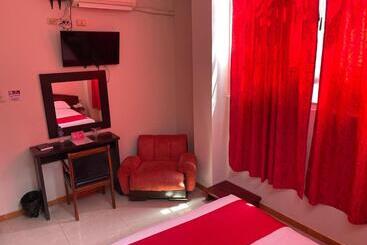 هتل House Center