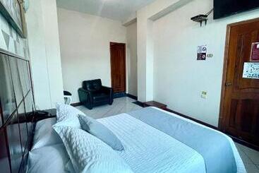 هتل House Center