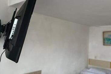 هتل Inmotega   Suites Tg