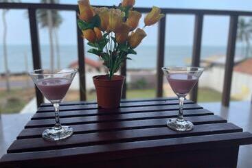 هتل Isamar Front Beach