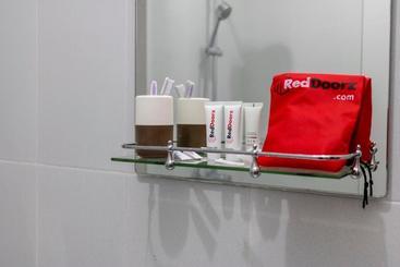 Reddoorz Syariah @ Hotel Kencana Tasikmalaya