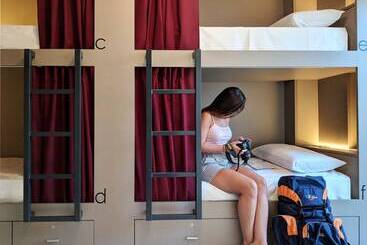 پانسیون Broz Hostel