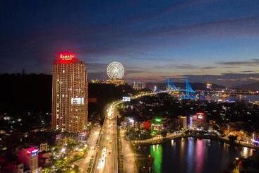 Ramada Hotel & Suites By Wyndham Halong Bay View