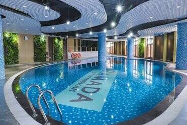 Ramada Hotel & Suites By Wyndham Halong Bay View