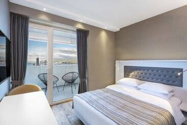 Alliance Palace Batumi 37