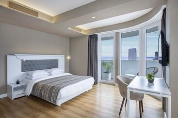 Alliance Palace Batumi 37