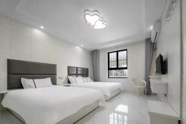 تختخواب و صبحانه No.17 Inn