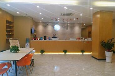 هتل 7days Premium Ganzhou Bus Station Branch
