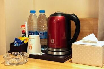 هتل 7days Premium Zhengzhou Songshan Road Rose Park Subway Station Branch