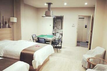 Thank Inn Chain Hotel Jiangxi Ganzhou Yudu County Railway Station Store