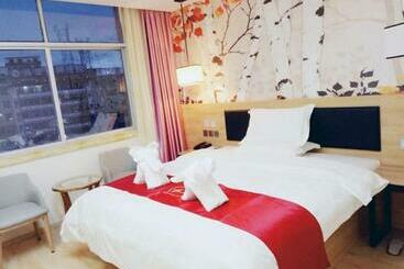 Thank Inn Chain Hotel Jiangxi Ganzhou Yudu County Railway Station Store